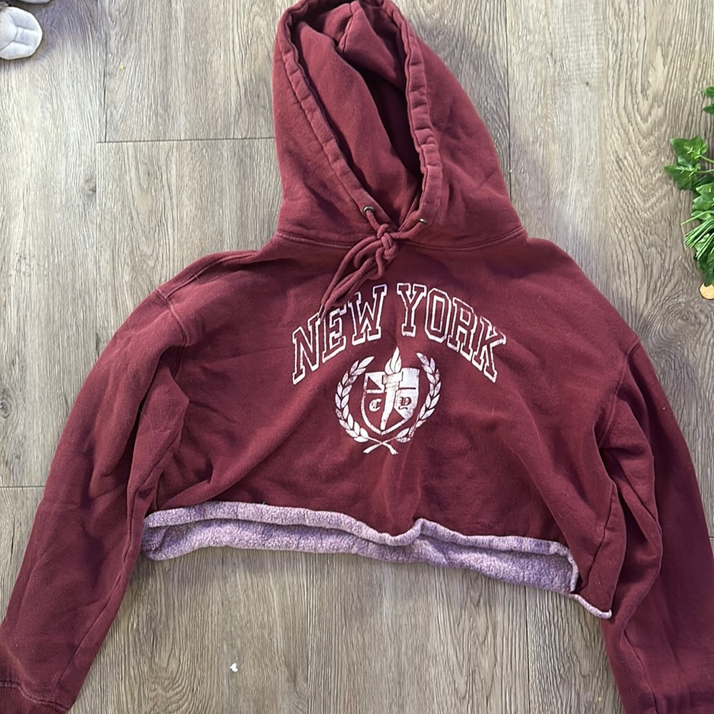 cropped hoodie